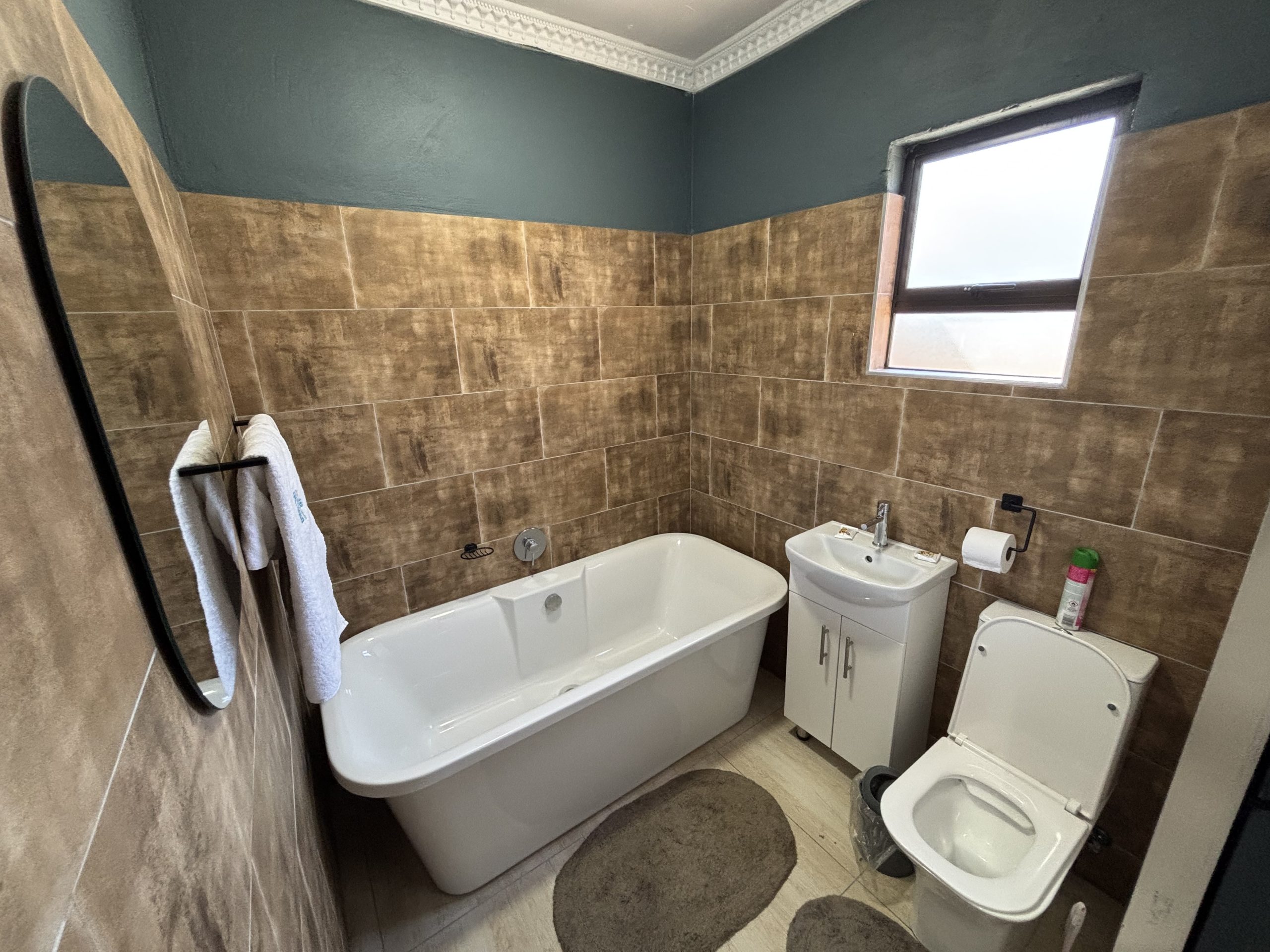 Home image00068